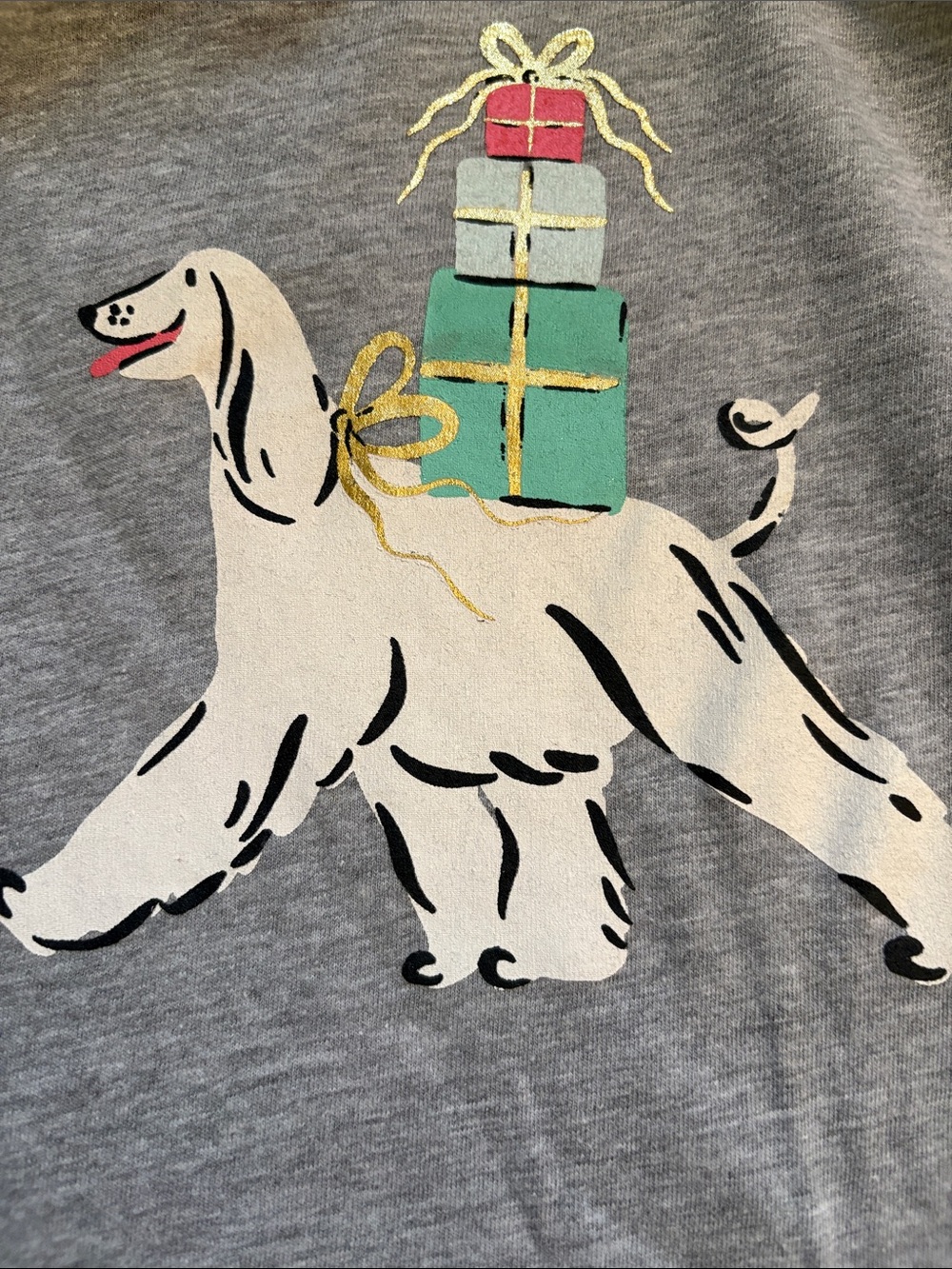 Mauve Grey Short-Sleeve Tee with Playful Dog & Gift Graphic - Picture 4 of 4